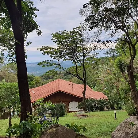 Casa de campo condomínio retiro do chalé-3